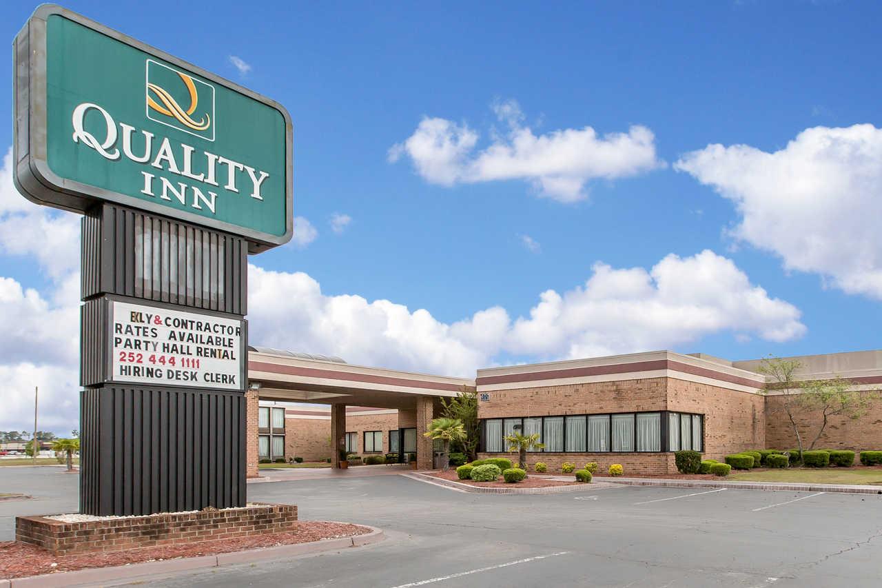 Days Inn By Wyndham Havelock Bagian luar foto