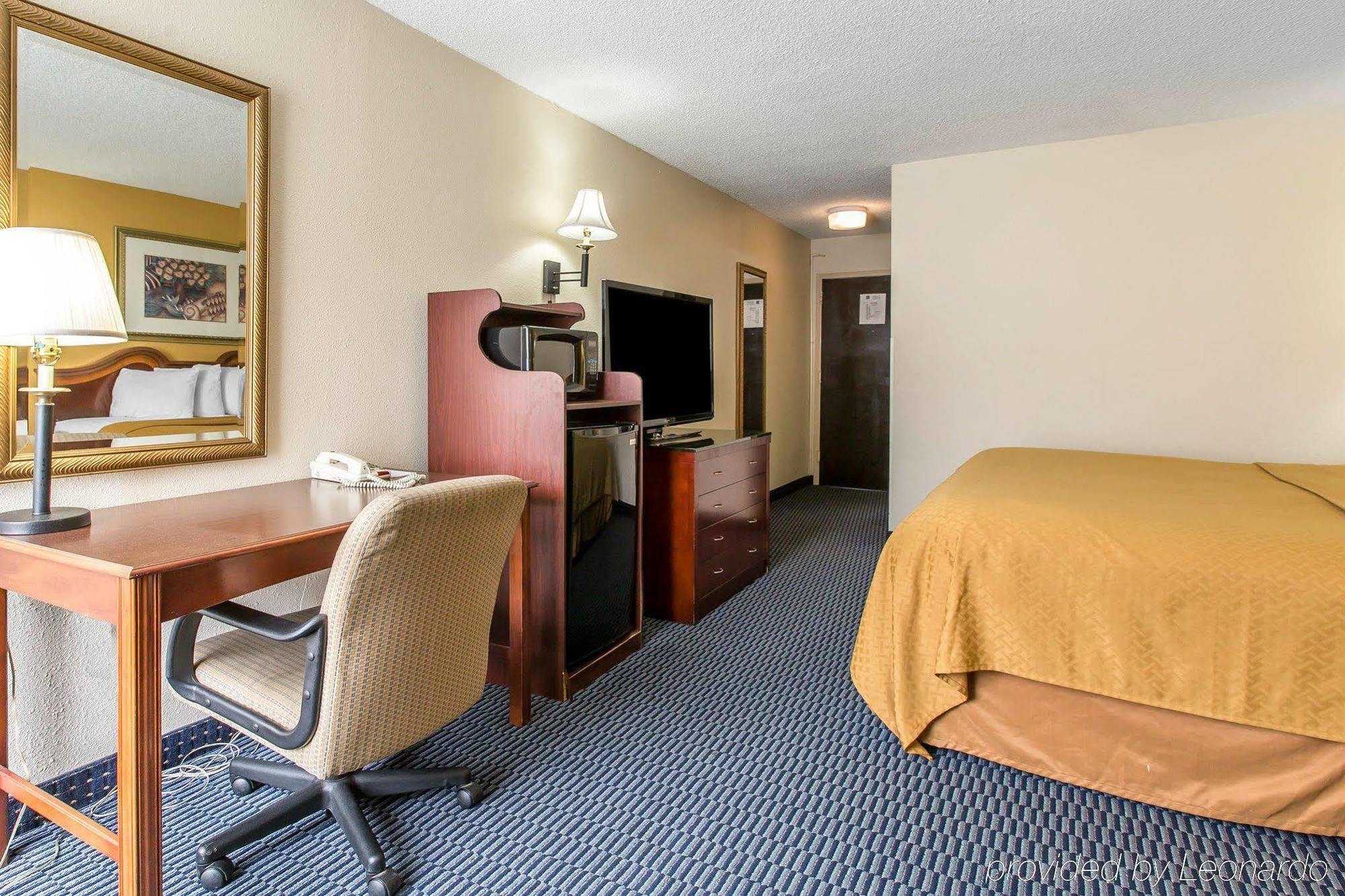 Days Inn By Wyndham Havelock Bagian luar foto